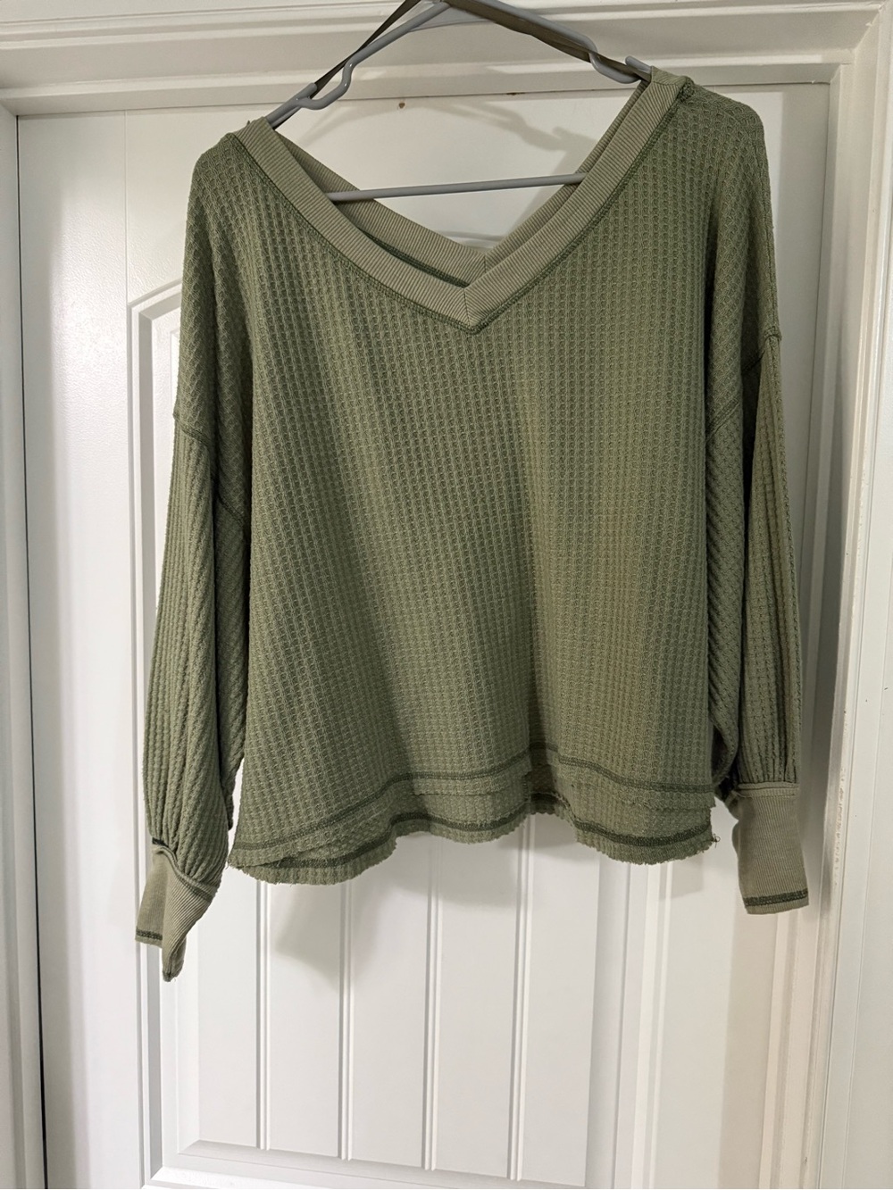She + Sky Olive Green V-Neck Waffle Knit Sweater